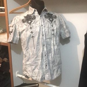 Medium afflicted button down short sleeve